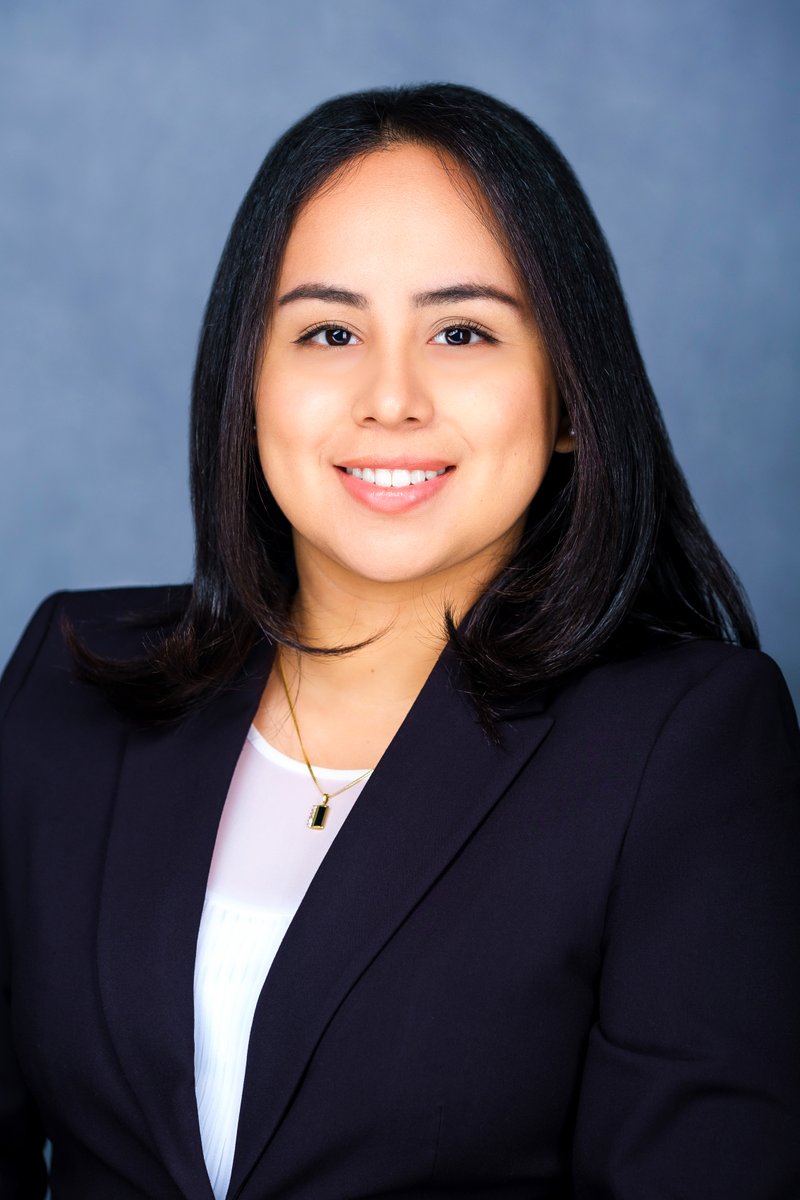 Hi #MedTwitter! I'm Stephanie Cardona, MS4 at SUNY Downstate applying #Anesthesiology on the #Match2023 trail. Passionate about health advocacy, DEI, and wellness. Excited for the journey and hope to connect with colleagues, mentors, and programs soon! #womeninanesthesia