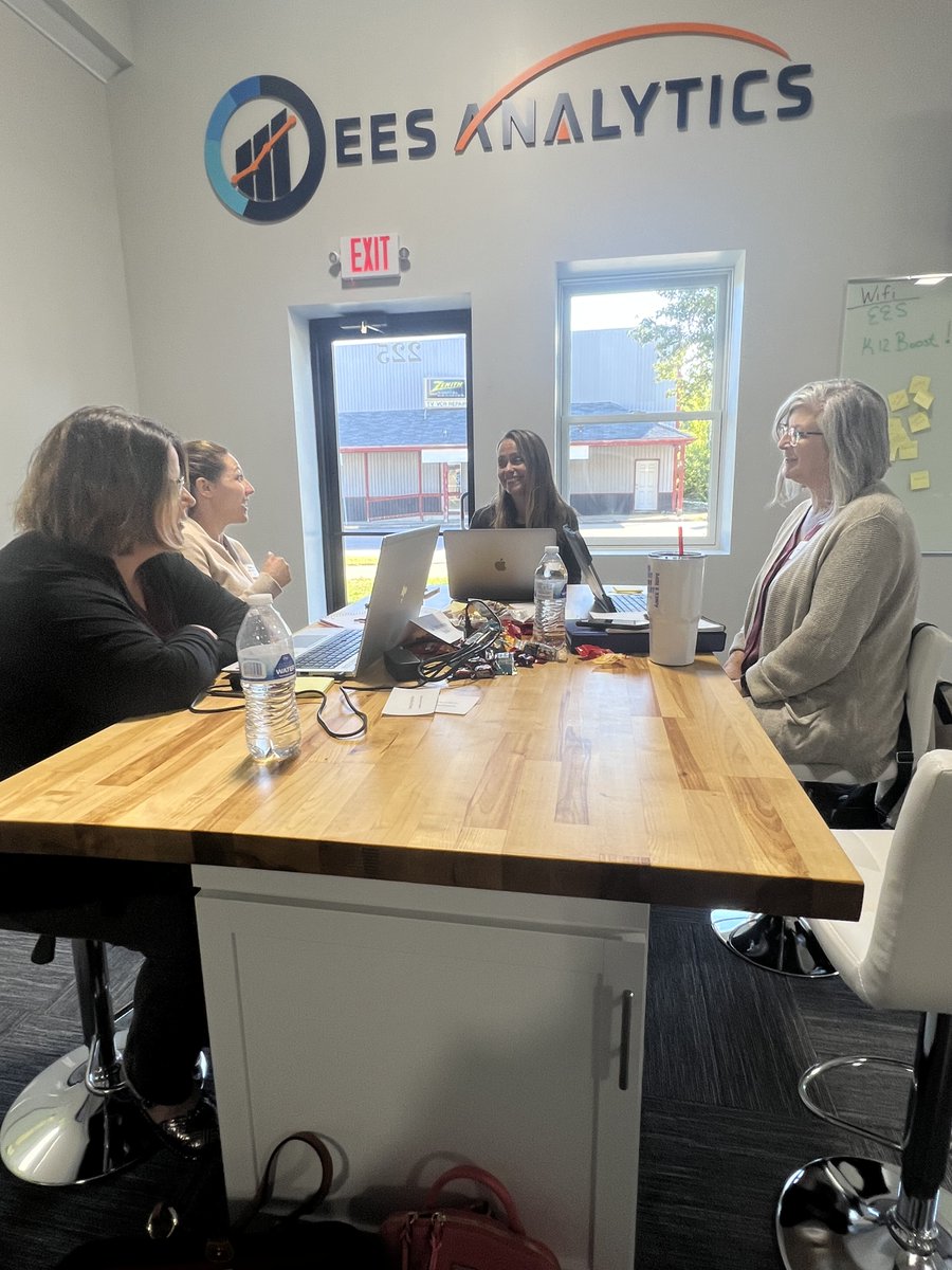 eesinnovation's tweet photo. The 2nd group of leaders are at our learning lab discussing employability skills grant work today! Having these partners together has been a great opportunity for collaboration &amp; connection as they move forward with next steps for implementing in their district.
#K12Boost #ESII https://t.co/oorbrFcUc3