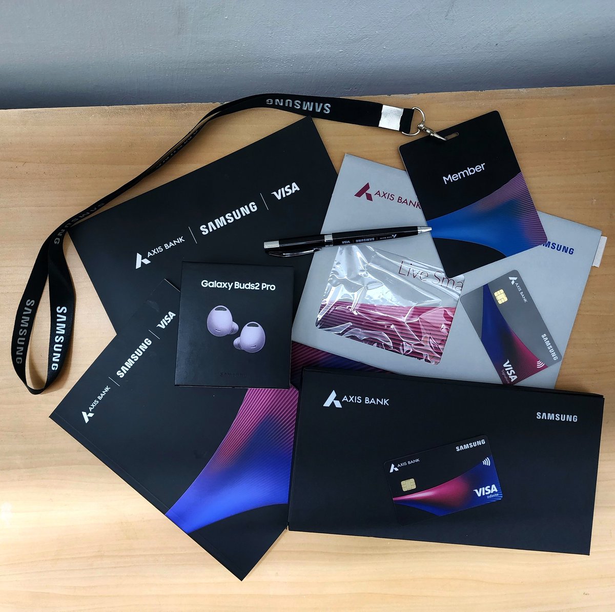 karansingh_005's tweet photo. This is what I got! Thank you @SamsungIndia! 😍✌️
#TenTenTen #Get10WithSamsung #SamsungMembers https://t.co/jhXoV66oSK