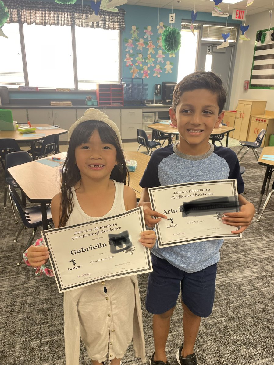 MrsMorganJES's tweet photo. Congrats to our monthly iStation winners! @Jack_D_Johnson https://t.co/lnJl4f0idc