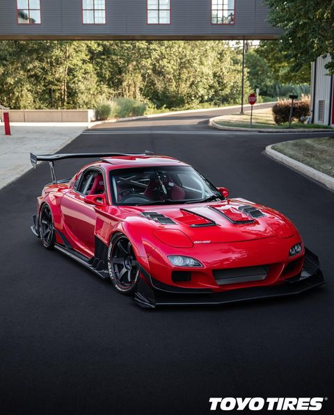 ToyoTiresMexico's tweet photo. ¿Rojo o azul? #Proxes #ToyoTires #Toyostyle #ToyoCars https://t.co/csXpHiUam2