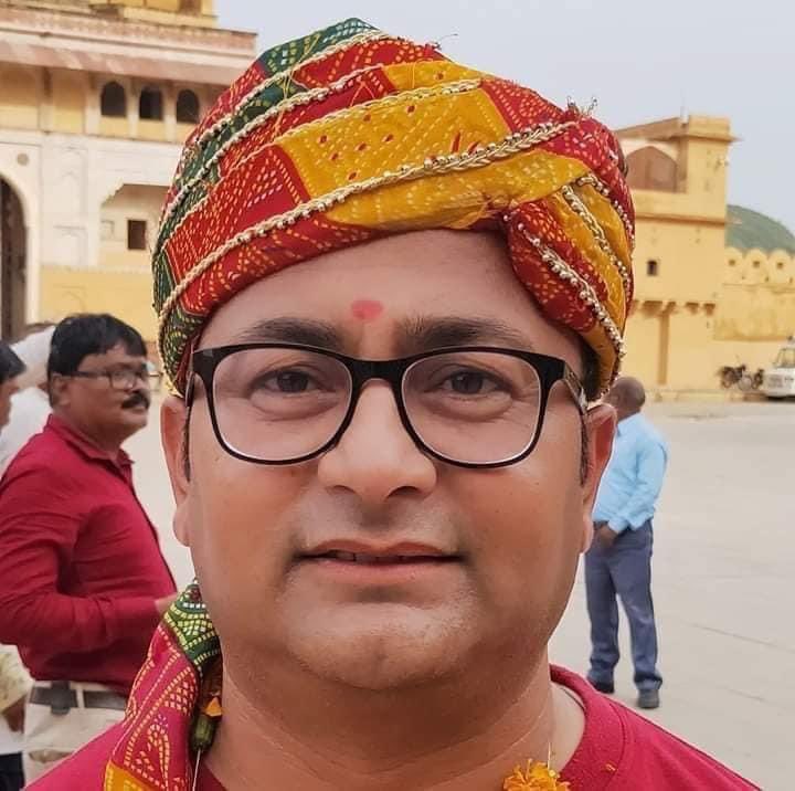 Prateek_bisht28's tweet photo. जागो उत्तराखंड न्यूज पोर्टल के संपादक और वर्तमान में अंकिता भंडारी मामले पर समूचे उत्तराखंड को जगाने वाले भाई आशुतोष नेगी #Ashutosh_Negi को धमकी भरे फोन आना उत्तराखंड राज्य सरकार की सभी प्रशासनिक व्यवस्थाओं पर सवालिया निशान लगा रहे हैं #Uttarakhand #justiceforankita https://t.co/tT51v0uCG9