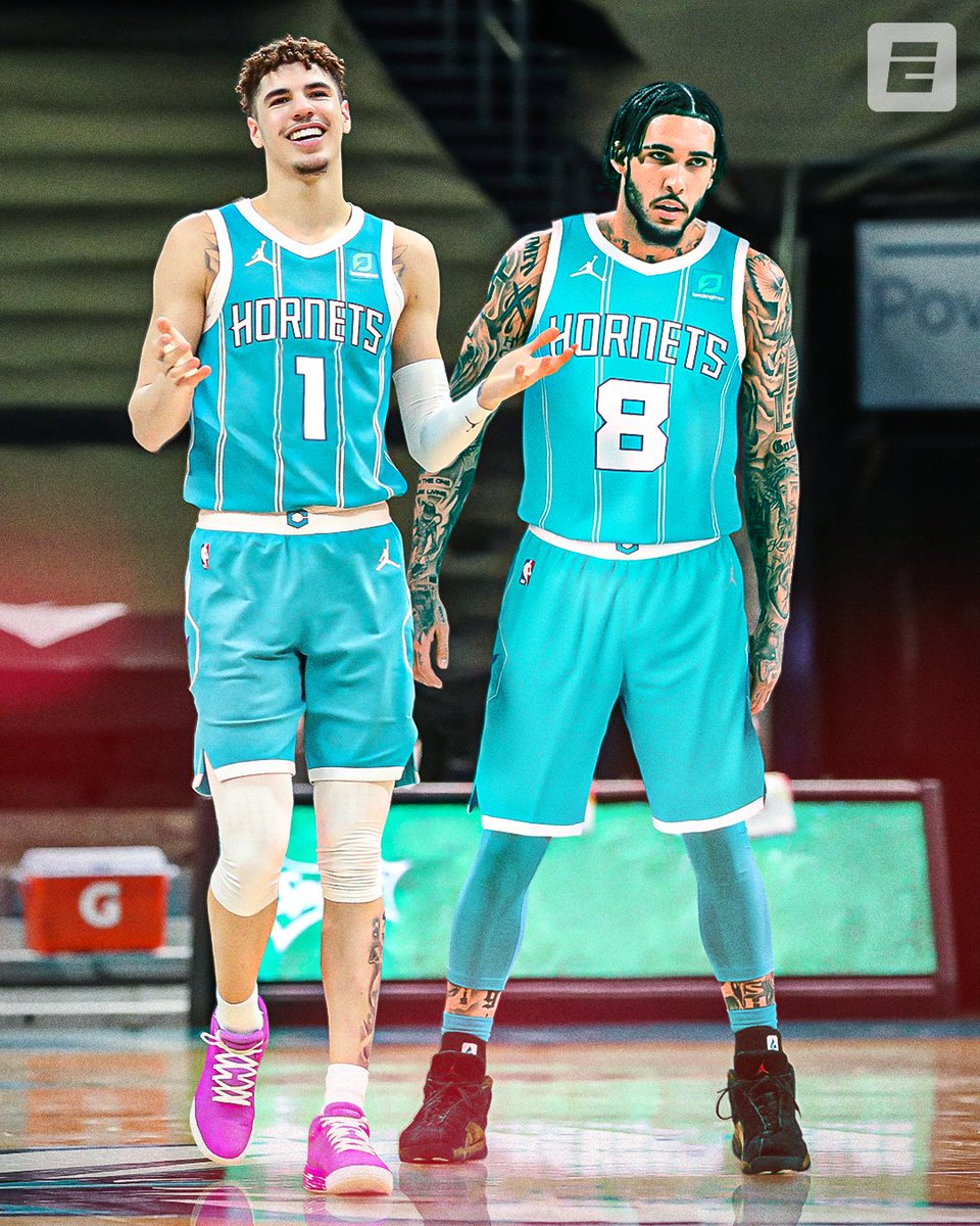 MELO ✖️ GELO The Ball brothers reunite in Charlotte 🙌