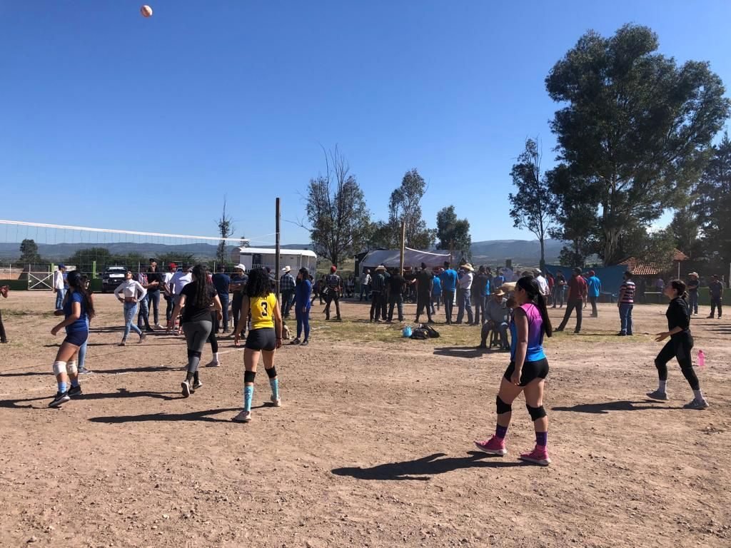 Gran convocatoria de la UNECOFAEZ por el 46 aniversario, felicidades a nuestra organización hermana. En el marco de dicho aniversario, los ejidos de la región recibieron importantes apoyos por la implementación  de servicios ambientales #CNCDgo #SomosCNC