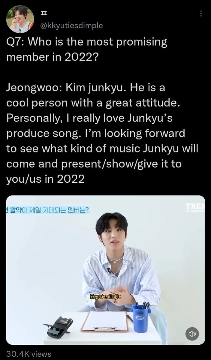 yeah HE IS CONFIDENT &amp; even your bias will agree 🙂✌🏻