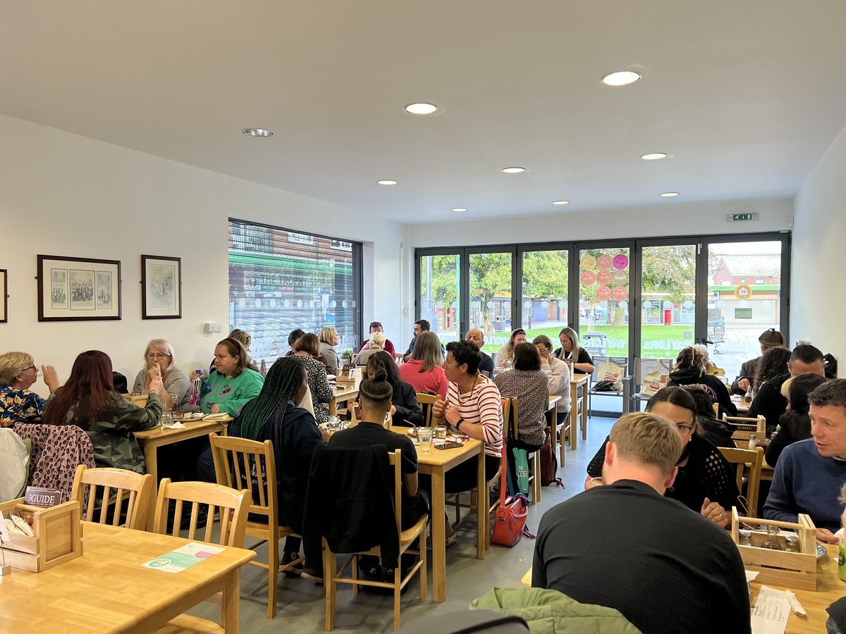 ndeanstockport's tweet photo. What a #propergood evening - thanks so much @SimoneGoodnessC for organising it! #communitysoup done the chippy way #stockport #socent https://t.co/q9hP1GblBL