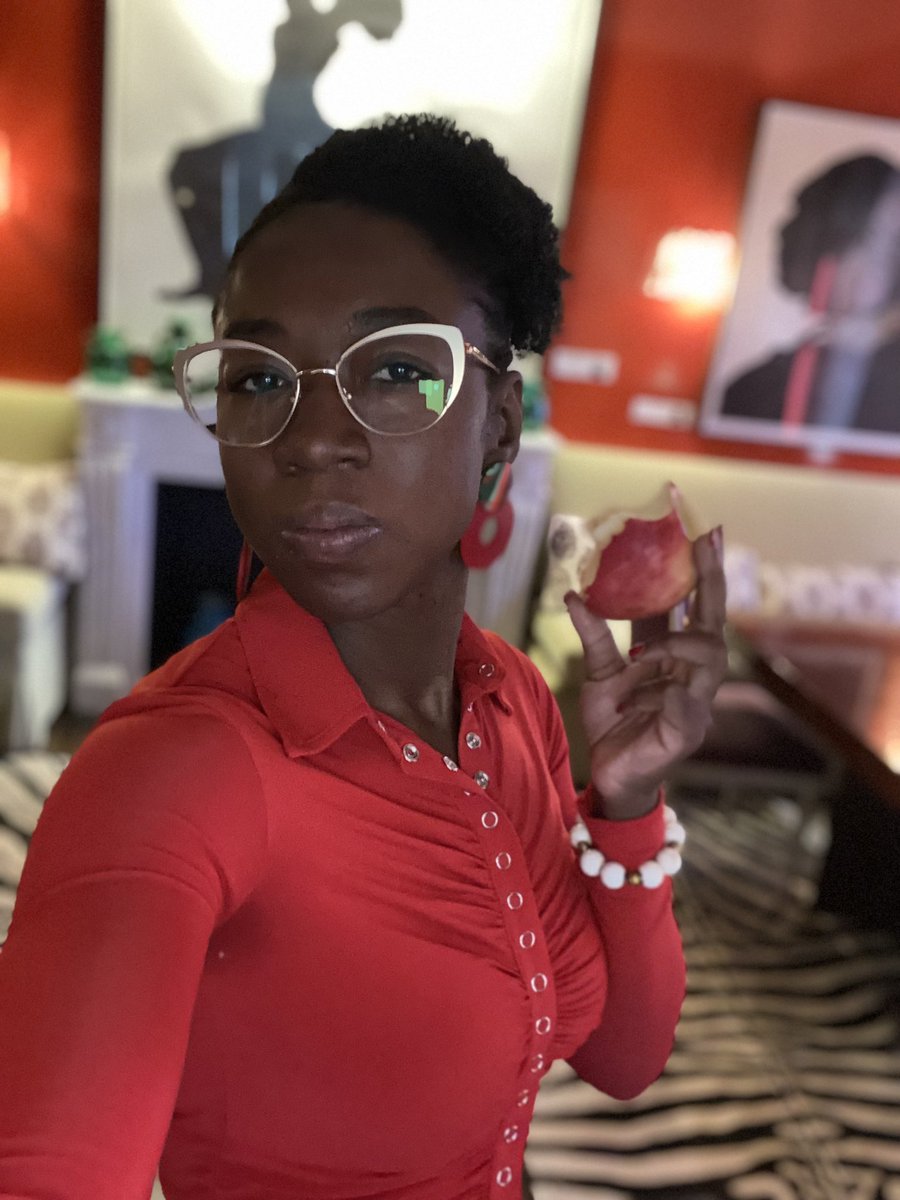 jovialjoy's tweet photo. I just made it to NYC for the News and Documentary Emmys- still digesting the immense reach of @CodedBias  spotlighting @AJLUnited and feeling grateful for the nomination.🔥.The count down to Thursday begins… @TelevisionAcad #Emmys2022 https://t.co/DRRVuLcPNN