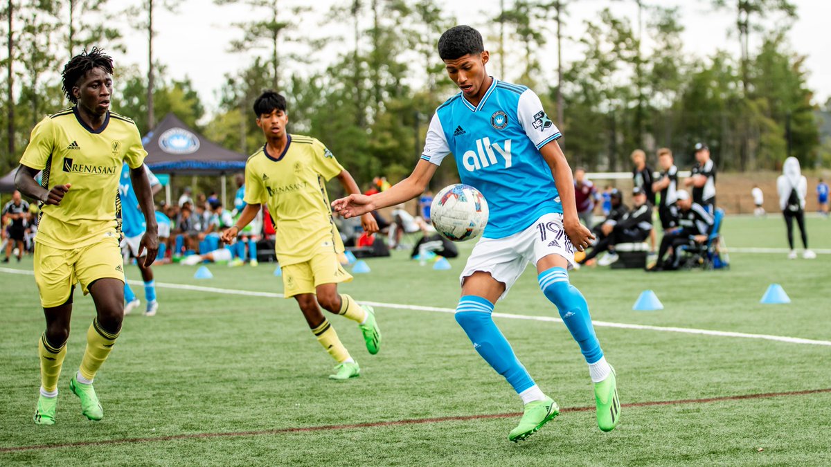 CharlotteFC's tweet photo. Our Academy served the crown well during their season opener 👑 https://t.co/J4RzjXq1Ts