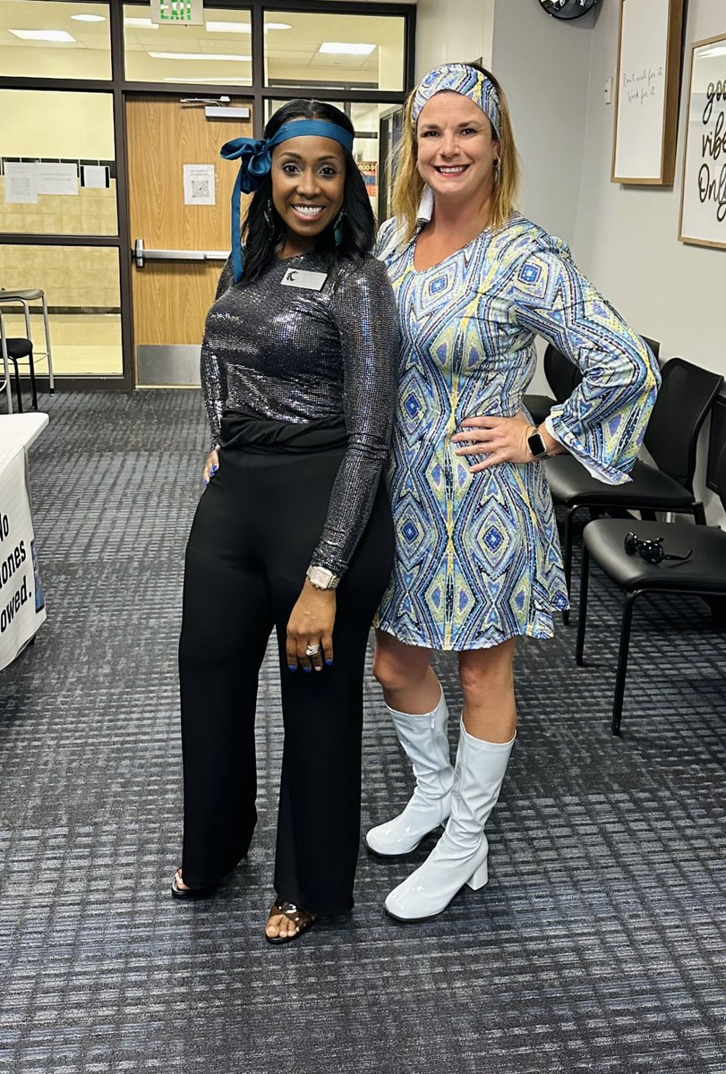 CorrieEdmondson's tweet photo. Today’s Homecoming theme…Boogie/ Disco… https://t.co/nveYA3kk8f