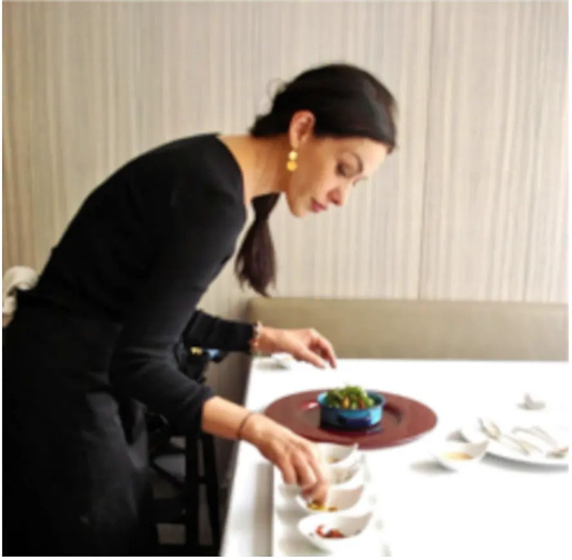 Martha Ortiz (@lamarthaortiz) on Twitter photo Siempre he pensado que la cocina contiene sus propios ingredientes de pasión y voluntad, en mi caso son titulados como exótica y patriótica.
<a href="/dulcepatriamx/">Dulce Patria</a> <a href="/filigranacdmx/">Filigrana Restaurante</a>
#vidapararegalarbelleza #exoticaypatriotica #tallerdecocineras #mujerespoderosas
#desdelatrincheradelfuego Siempre he pensado que la cocina contiene sus propios ingredientes de pasión y voluntad, en mi caso son titulados como exótica y patriótica.
<a href="/dulcepatriamx/">Dulce Patria</a> <a href="/filigranacdmx/">Filigrana Restaurante</a>
#vidapararegalarbelleza #exoticaypatriotica #tallerdecocineras #mujerespoderosas
#desdelatrincheradelfuego