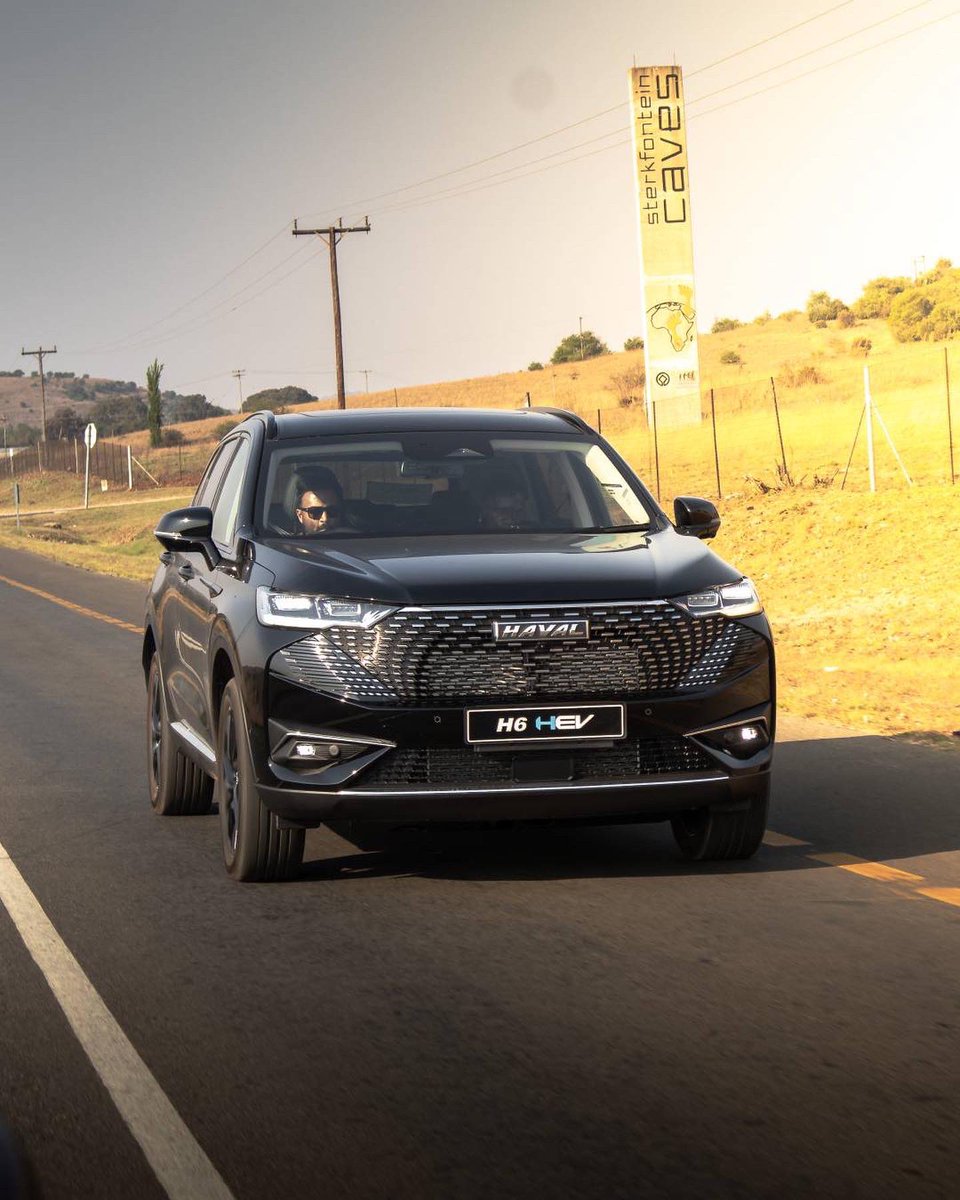 carswithgreg's tweet image. Thanks for a great launch @HavalSouth. This new H6 HEV is proper and you’ve got a winner on your hands!

Seamless integration between the petrol and electric system. Great power and fuel economy.

#havalh6hev #asmarterwaytodrive