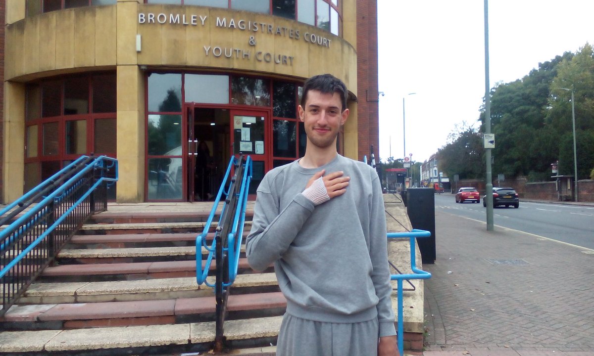 End UK Private Jets tweet media