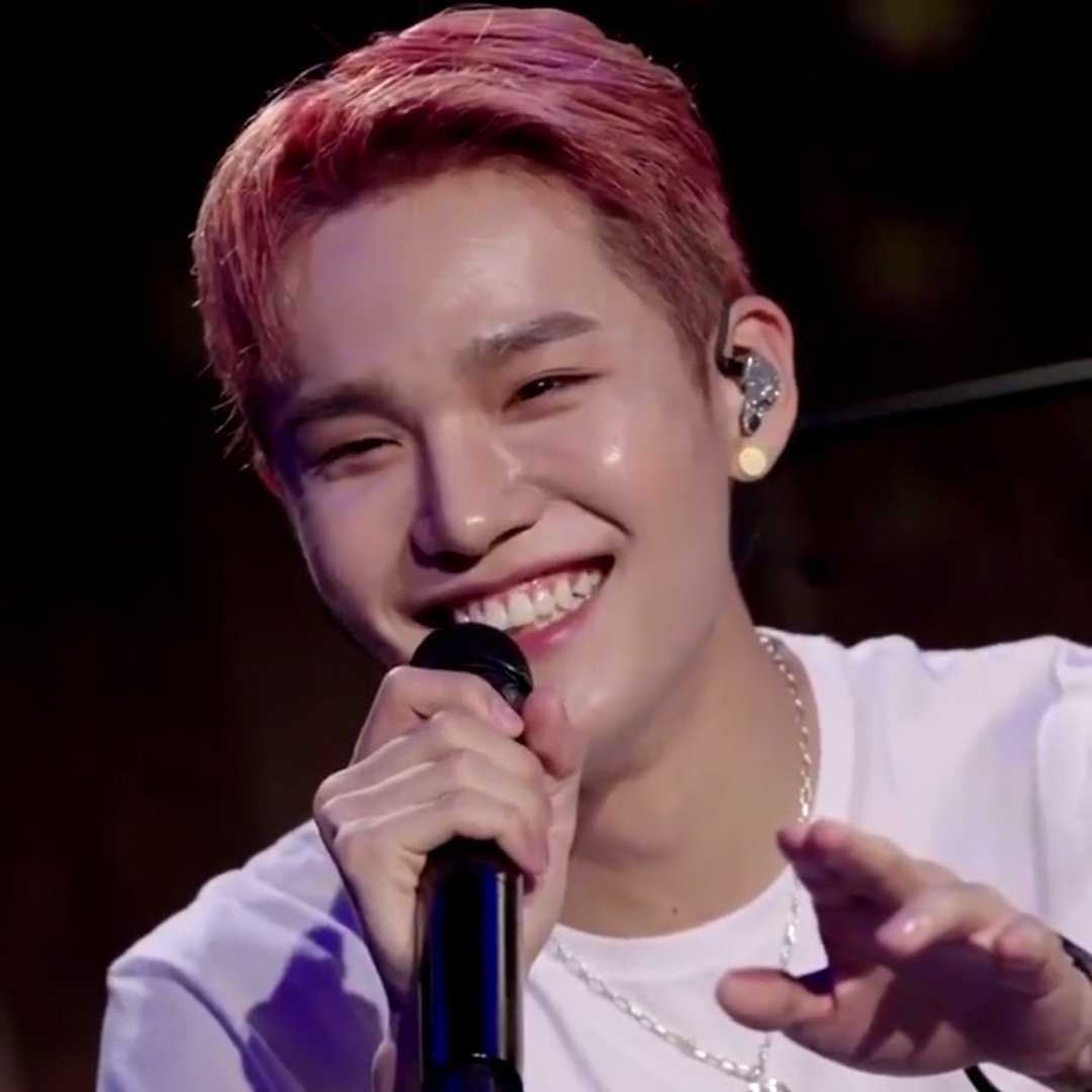cixsmilee's tweet photo. https://t.co/YI7HuKm08M