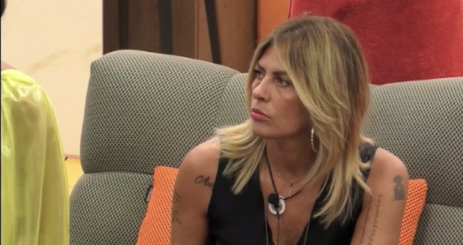 PattyCastiello's tweet photo. “ha vinto Giorgia Meloni” 

#GFVIP https://t.co/D2Jg24VcPE