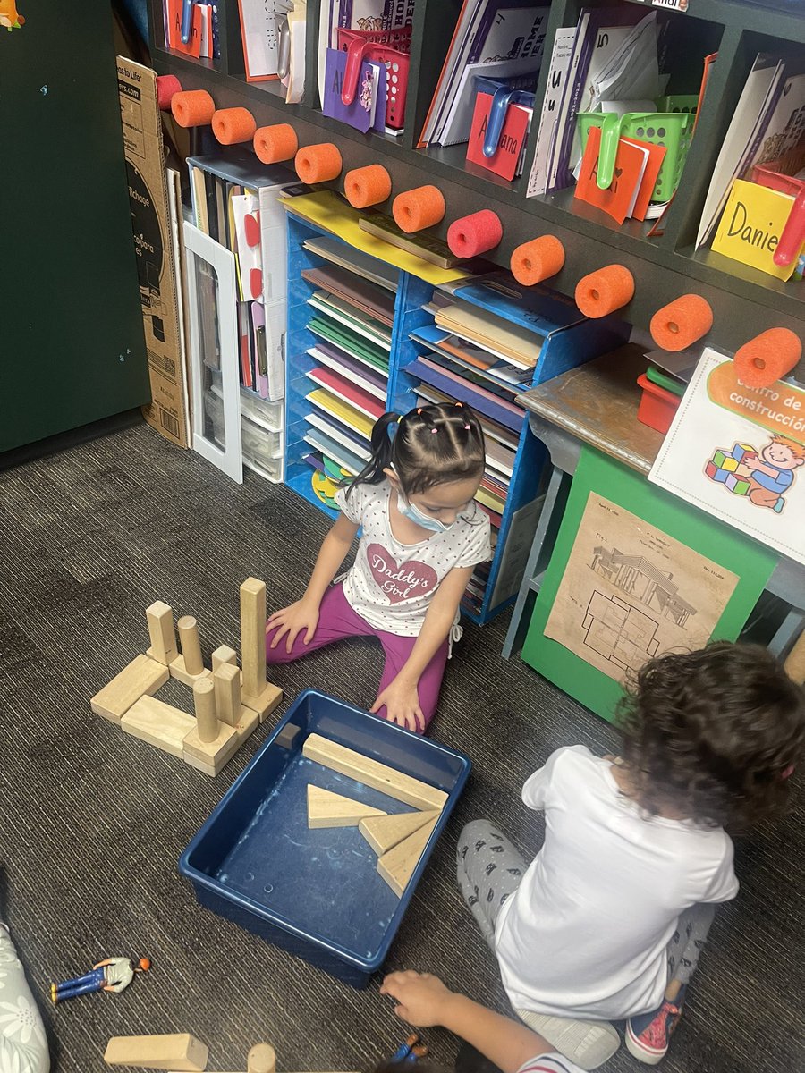 Ss read ‘Los Musicos de Bremen’ during read a loud and enjoyed blocks, magnets in science center and more in <a href="/PreKHE_DeLaCruz/">Mrs.De La Cruz</a> class this AM! <a href="/HumbleISD_HE/">Humble Elementary</a> <a href="/HumbleISD_PREK/">HumbleISD ECE</a> #play4prek #prekexplorers
