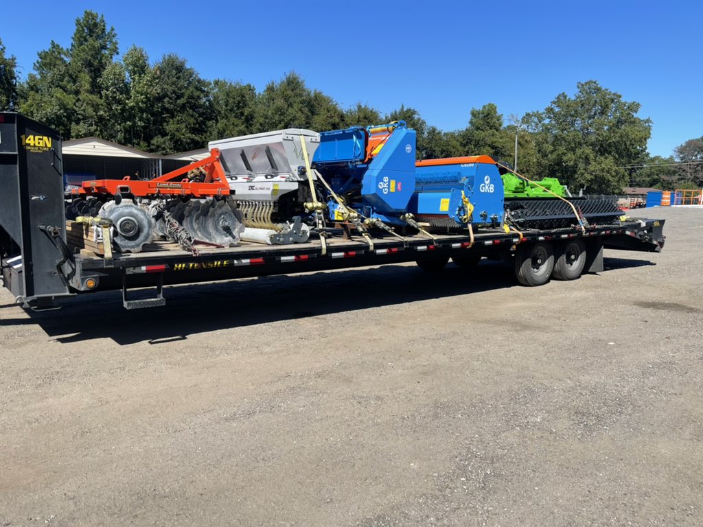 STECEquip's tweet photo. Now THAT’S what we call fully loaded! Just the first of many trailer loads of equipment heading out to excited customers this week! Who’s next? #combiseeder #combinator #tiller #discharrow #topchanger https://t.co/XwH5tyXSNK https://t.co/DmFfni9Va0