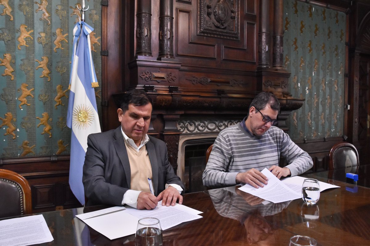 ANDIS_Arg's tweet image. ✍️ | Firmamos un convenio con FoodRush, empresa gastronómica con más de 20 años de trayectoria, que se propone trabajar fuertemente en la inclusión laboral de las personas con discapacidad en la institución. 

#ANDIS