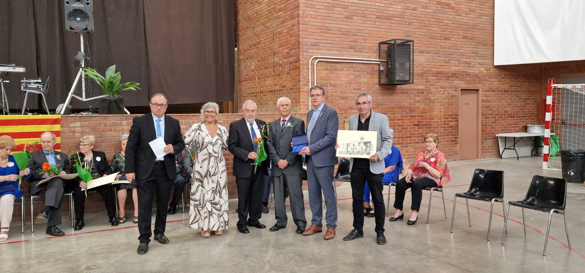 Ajunt_Bellvis's tweet photo. 40a Festa d'Homenatge a la gent Gran de l'Esplai https://t.co/KhbyHDH2FN https://t.co/qdM2jqP0u6