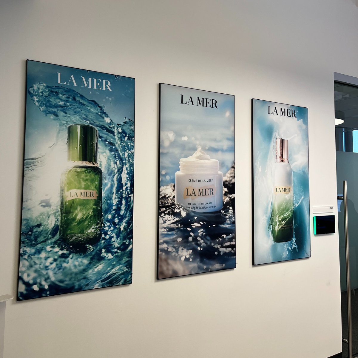 Krsolvingit's tweet image. Our Bio Knit fabric graphics showcased in Estee Lauder&apos;s corporate HQ in NYC.
.
.
.
#krsolutionsgroup #womenowned #bioknit #retailinnovation #biodegradable