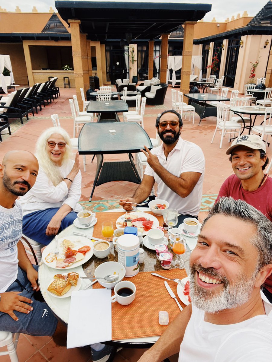 iamjadran's tweet photo. This lovely bunch around me is just a fraction of the company here. Love the breakfasts that on a regular range from light hearted and stupid fun to deep and philosophical. ๐ค๐ค
#schauspieler #actors #actorsworld #glumac #glumci #filmingonlocation https://t.co/RMUzKJKSH8