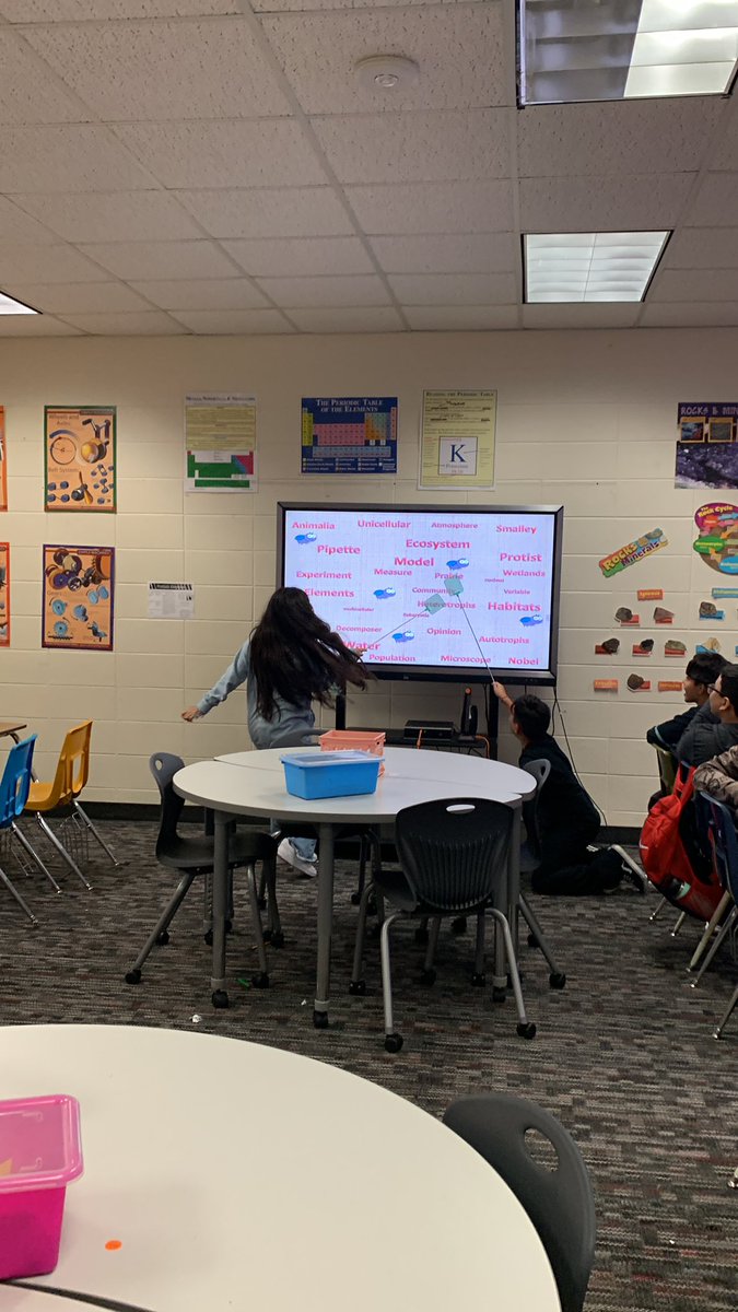 ksblain's tweet photo. Mrs. Veal’s 6th grade students reviewing vocabulary by swatting the words @KleinIntKISD #soaringinscience https://t.co/T956gSsKVC