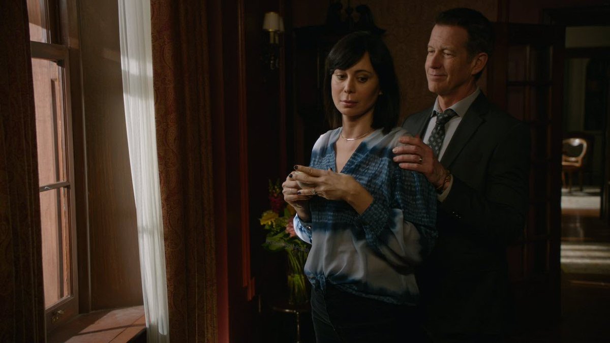 GoodWitchPosts's tweet photo. I love the sweet look on her face at being in his comforting embrace. 🥰  #goodwitch https://t.co/kqTLvi5ZAO