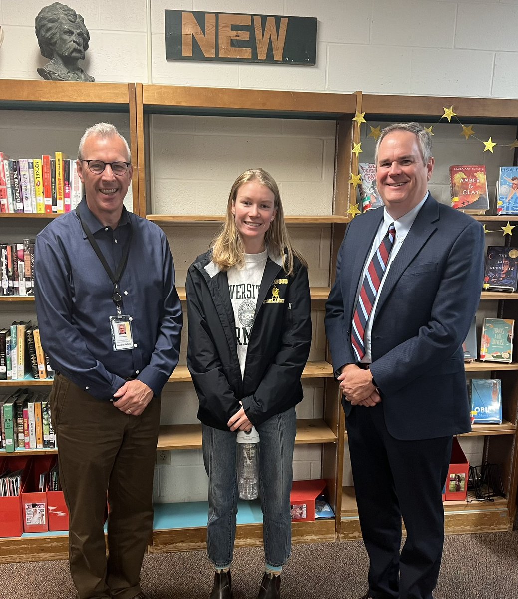 mleichliter's tweet photo. We enjoyed hosting Secretary @danfrench for a visit at Harwood Union High School today. Thank you to senior Maisie Franke for the guided tour and our amazing assembly team for posing for a group photo with Secretary French. @HarwoodUnion https://t.co/eUxOKouF5t