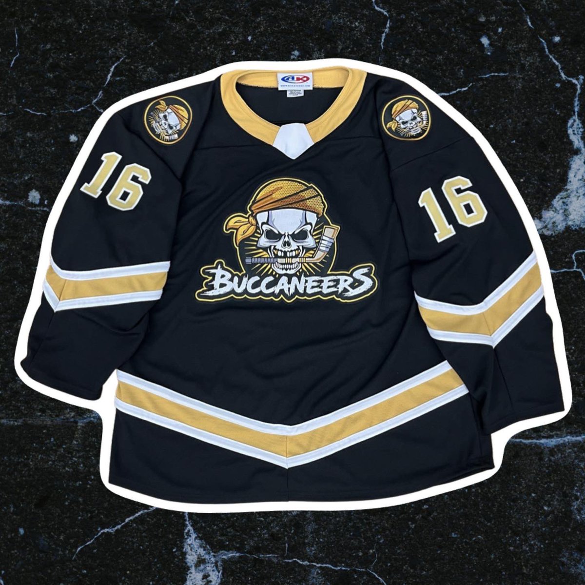 Nova Trophy tweet media