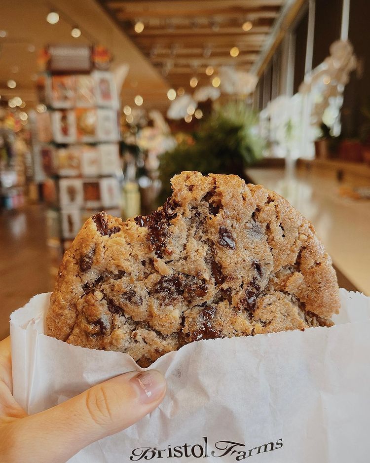 bristolfarms's tweet photo. It’s #TheCookie o’clock 🍪 Thanks for making our mouth water @nikki_souffle 😋 https://t.co/wfOZ2zXswf