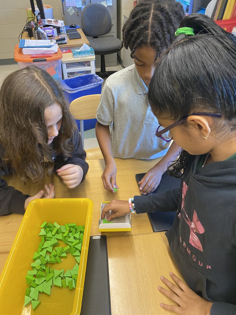 Esbarrett2000's tweet photo. Today we used nonstandard units to measure volume. Students used math discourse to debate which pattern block would give the measurement closest to the actual volume! @AmerigoSchool #TogetherWeCan https://t.co/rXtgpWCMSP