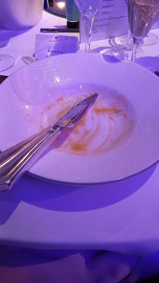 edsi100's tweet photo. That starter was absolutely stunning @AAHospitality l forgot to Tweet it. The @M_Chapoutier #Luberon blanc @MatthewClarkLtd was a lovely combination with the crab https://t.co/ILihGNvLvZ