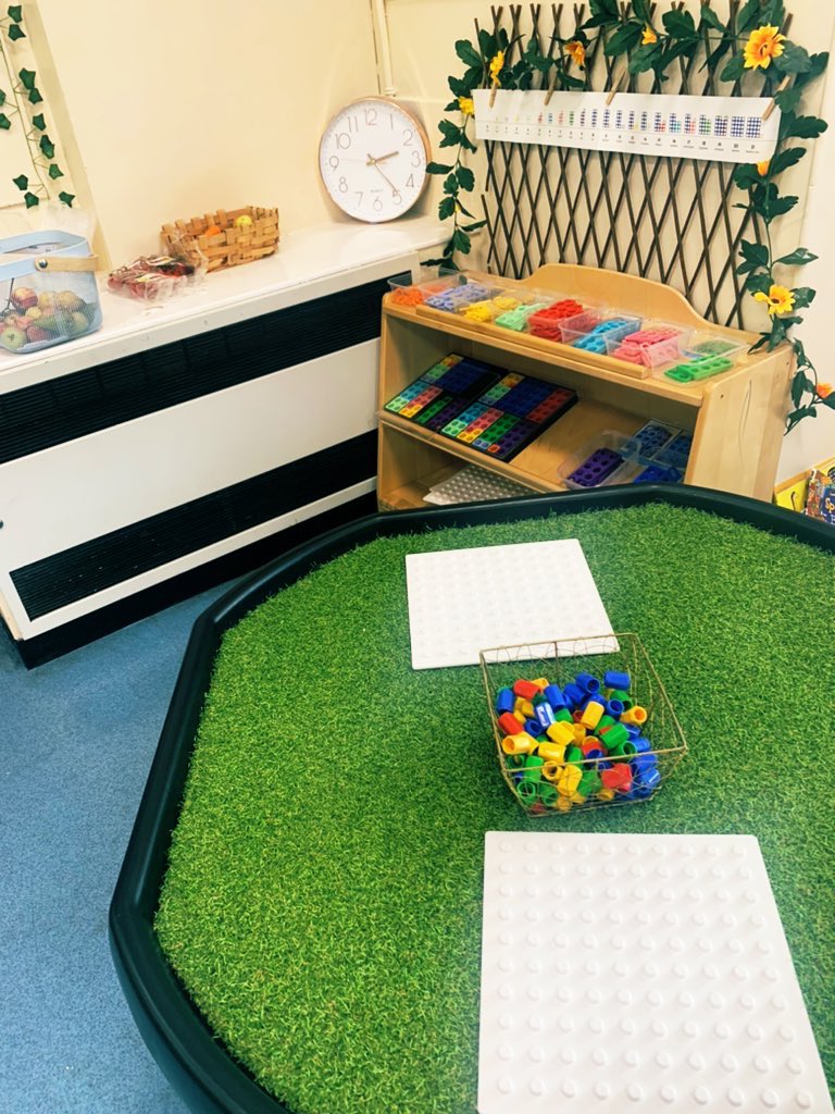 DavisonMiss's tweet photo. …and they’re off!

Haven’t posted in a while &amp; this is why…🤫 

EYFS have begun their #Numicon journey &amp; so excited to see where it takes us.

Will be posting more from EYFS over the next few weeks &amp; months. My favourite part of the day is popping in to see what they’re up to😃 https://t.co/nNXdPIkRPU