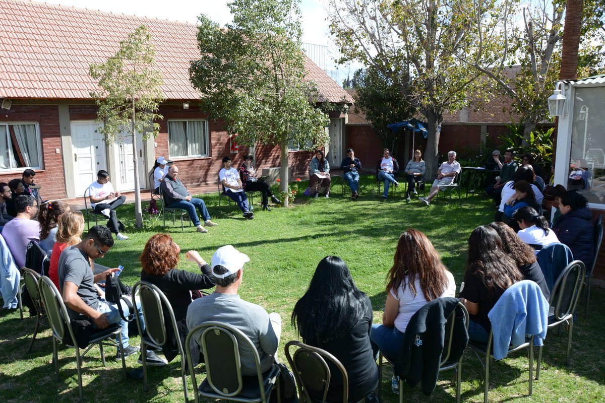 defensoria_nnya's tweet photo. #LaDefeSanJuan2022
Representantes de las Red de Organizaciones Sociales de Niñez y Adolescencia Territoriales #Ronat dijeron: "Sabemos poco de los movimientos locales que realizan las/os chicos. Queremos aceitar con ustedes los espacios de intercambio y fomentar la participación" https://t.co/7lcFNrRy26
