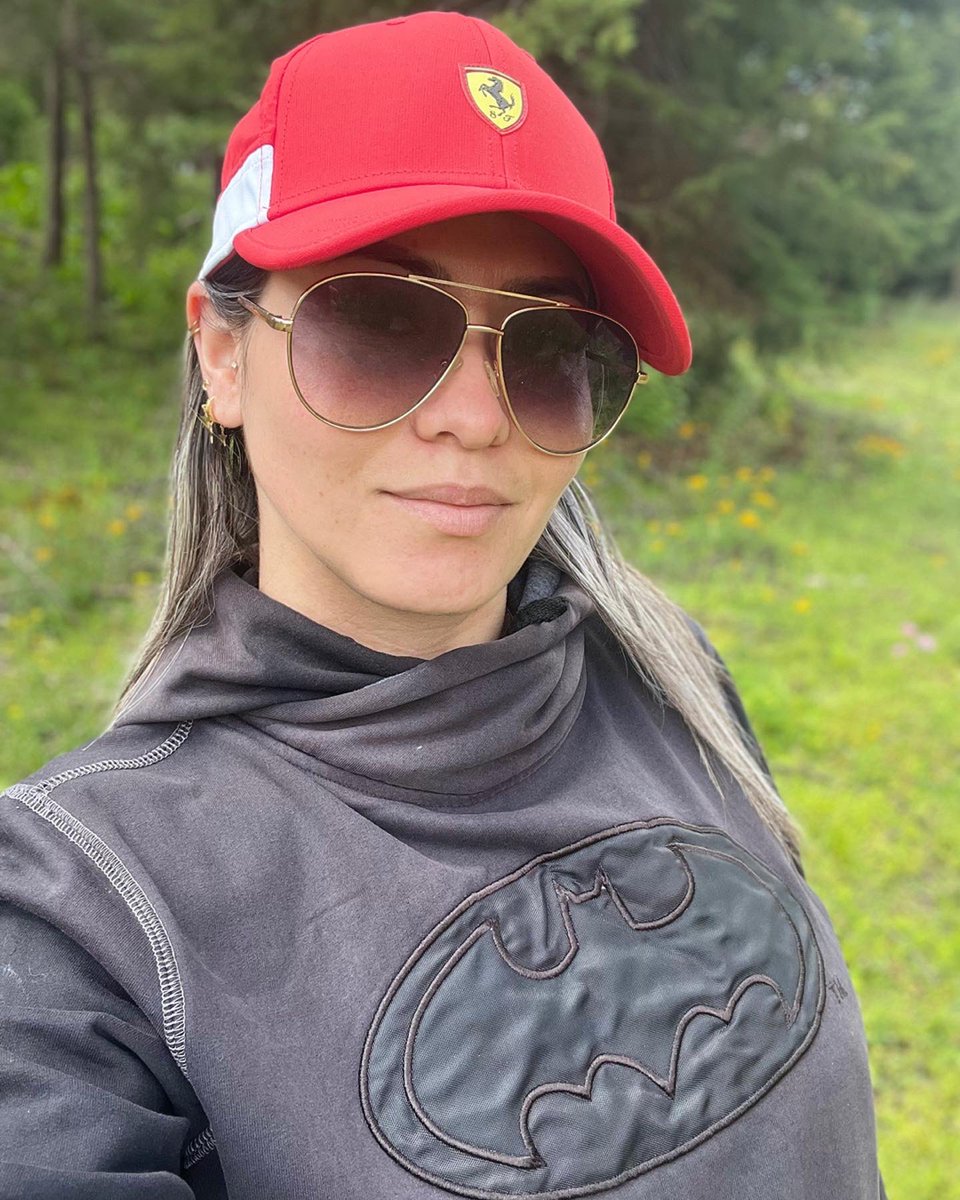 tanyArriagaTAD's tweet photo. #FerrariGirl @ScuderiaFerrari https://t.co/Qmy4mf2705