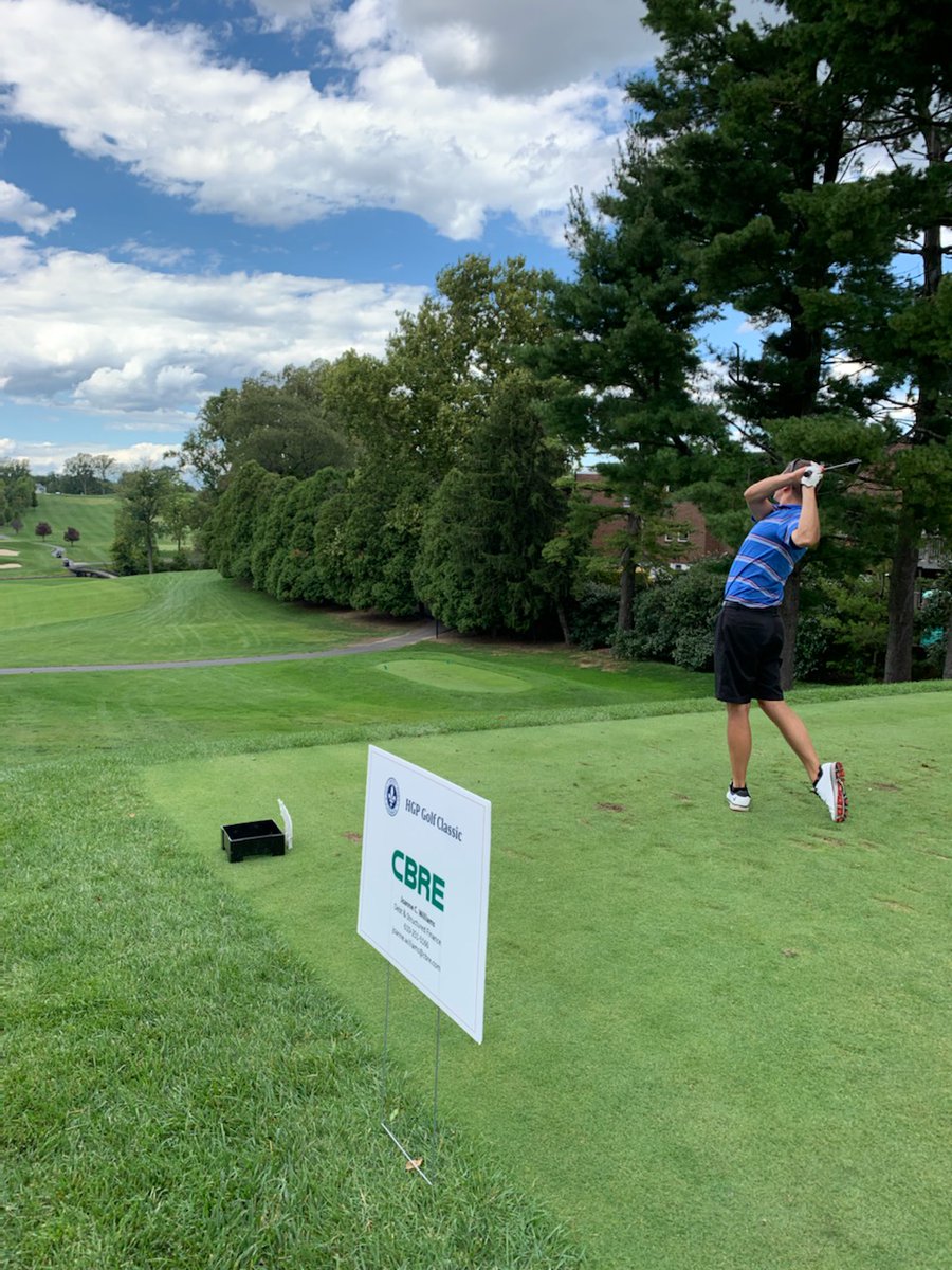 HolyGhostPrep's tweet photo. It's a beautiful day for the @HolyGhostPrep Golf Classic at @UnionLeagueGolf, benefitting @hgpathletics. #ThinkSunshine #ThinkGhost https://t.co/Y0vgKRtdBA