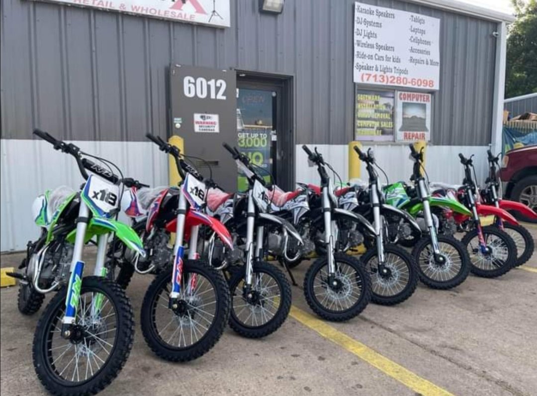 SparepartJayson's tweet photo. @DanEvans525 Dirt bikes prices 

-70cc $850 

-125cc $1100 to $1400

- 140cc $1600

-250cc $2500 https://t.co/2bkGksIkCj
