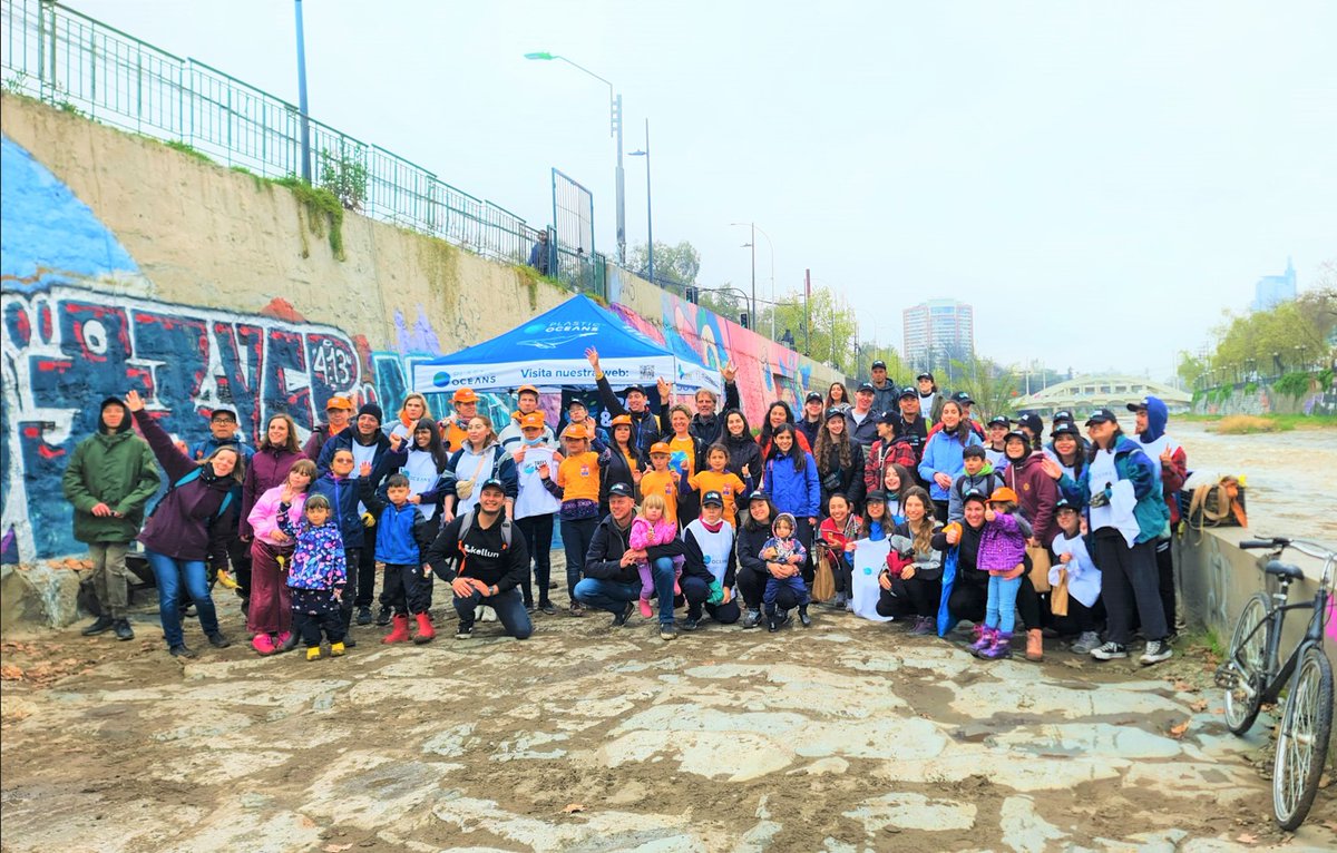 ¡Logramos limpiar 334.1kg de 2.3km del Rio Mapocho! (11kg se recicló). Agradecemos a <a href="/Map8ong/">ONG Map8</a> <a href="/TremendasCL/">TREMENDAS</a>  por la exitosa organización, a nuestros voluntarios y <a href="/EmbCanChile/">Canadá en Chile</a> <a href="/EmbChileNL/">EmbChile Países Bajos</a> por acompañarnos. 
<a href="/changan_chile/">ChanganChile</a> <a href="/EcoVistaSpA/">InmobiliariaEcoVista</a>  #ApartHotelSenderodelSol
