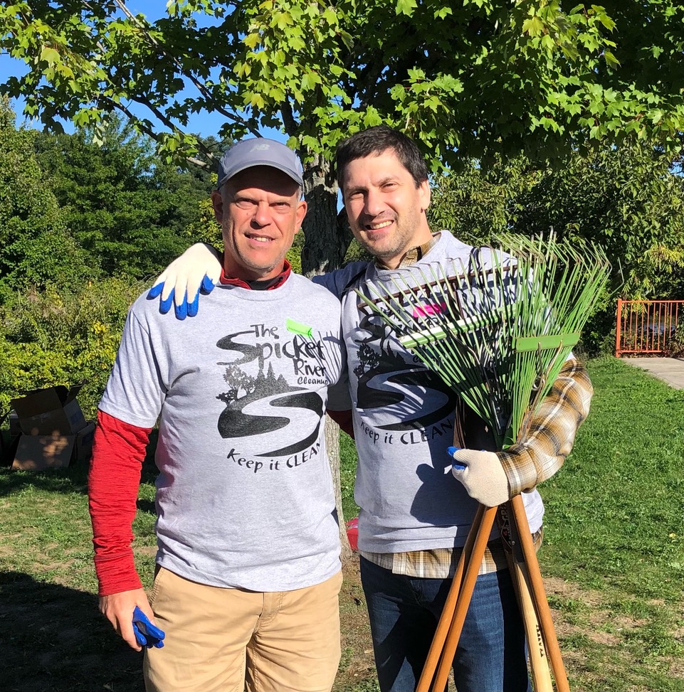 BrooksSchool's tweet photo. Spotted at @GndwkLawrence's #SpicketRiverCleanup on Saturday: Doug Burbank H'98, P'11 and Matt Kaminsky '92! #doinggood #gobrooks #brooksschool #community #alumni #connected https://t.co/aatvps0BiI