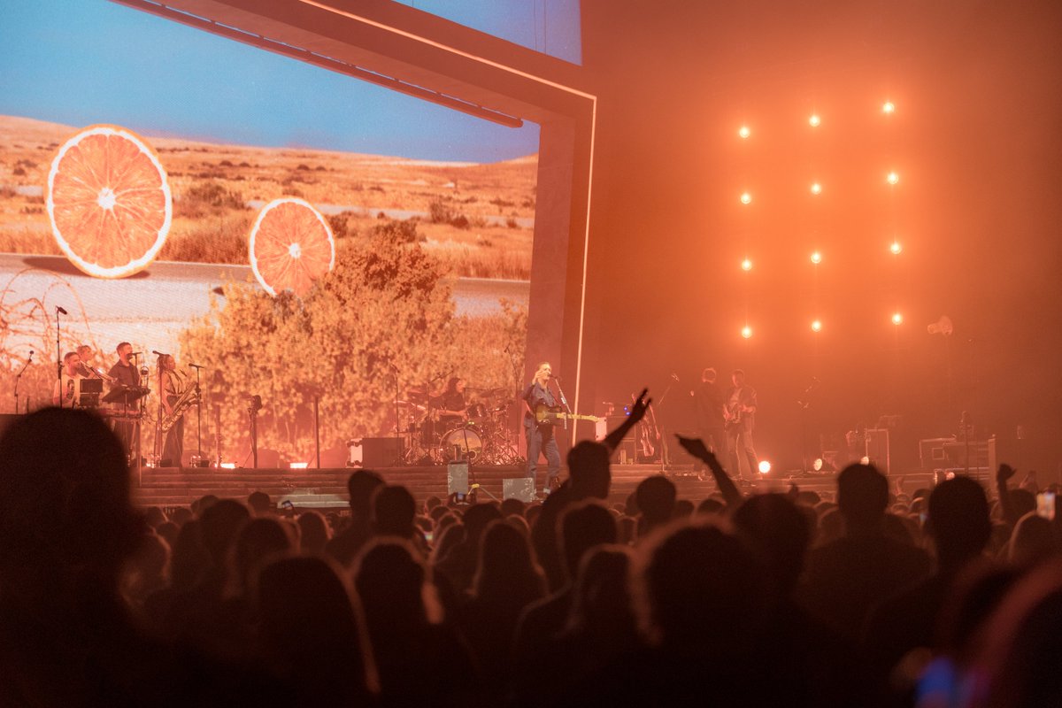 P&J Live (@pandjlive) on Twitter photo HEY PRETTY SHINING PEOPLE πΆβ¨
<a href="/george_ezra/">george E Z R A</a> put on an incredible show last night π
πΈ <a href="/samuelphoto_/">Samuel McGregor</a> HEY PRETTY SHINING PEOPLE πΆβ¨
<a href="/george_ezra/">george E Z R A</a> put on an incredible show last night π
πΈ <a href="/samuelphoto_/">Samuel McGregor</a>