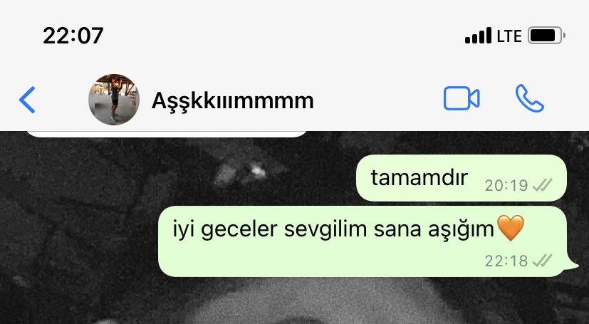 kafanız güzelken max n’aptınız? ben sevgilime atacağım mesajı abime attım