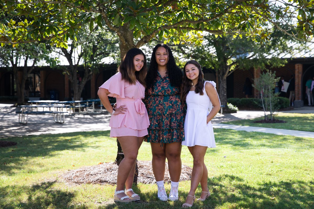 St. Andrew's School tweet media