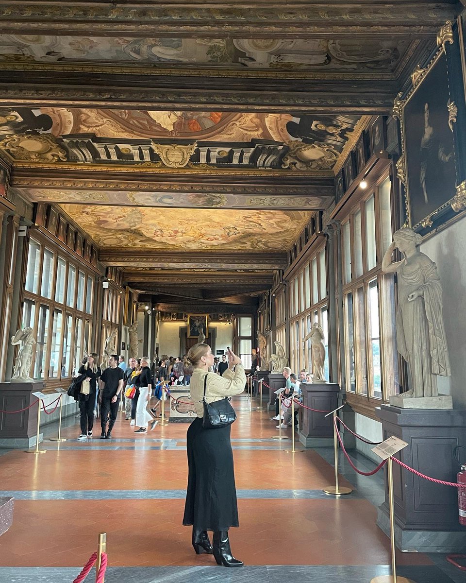 Jane Belfry tweet media