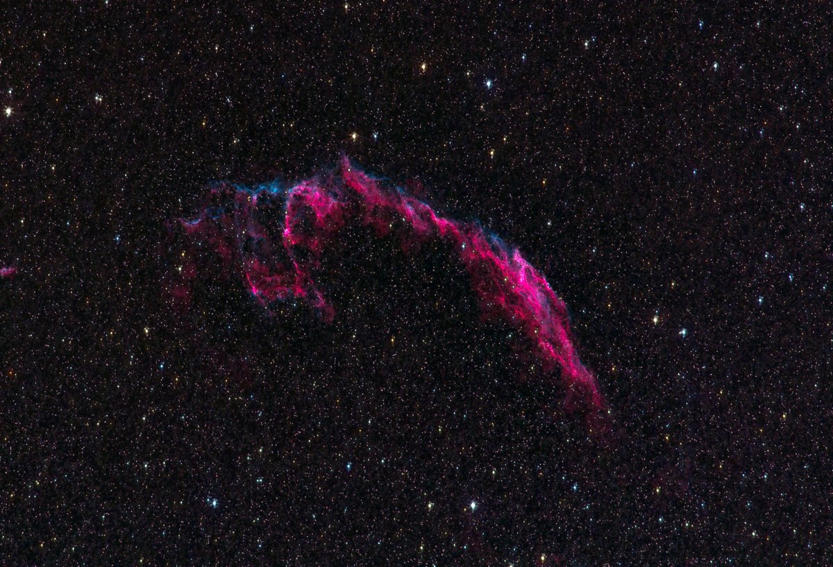 Mēģinājums bildēt Plīvura miglāju. 
Pape, nakts no 25. uz  26. septembri. 
Tas atrodas aptuveni 2400 gaismas gadu attālumā no Zemes.
Ekspozīcijas laiks: 90 minūtes - mākoņi patraucēja, tādēļ tik maz.