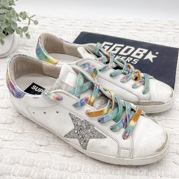 sabrinagafken's tweet photo. So good I had to share! Check out all the items I'm loving on @Poshmarkapp #poshmark #fashion #style #shopmycloset #akris #badgleymischka #goldengoose: https://t.co/dhpHs5DjWB https://t.co/0RtO22Ewul