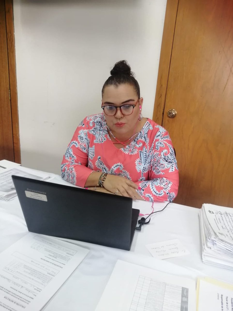 IDAIP_DURANGO's tweet photo. A nombre de las comisionadas @PaulinaCompean1 y @AlmaLopezdelaT, la presidente del #IDAIP, @LucyMariscalC1 abrió la #Capacitación "Gestión Interna del Sistema de Solicitudes de Acceso a la Información #SISAI2.0 para la @stypsdgo, donde estuvo presente la secretaria Cindy González https://t.co/68xSUZAtYU