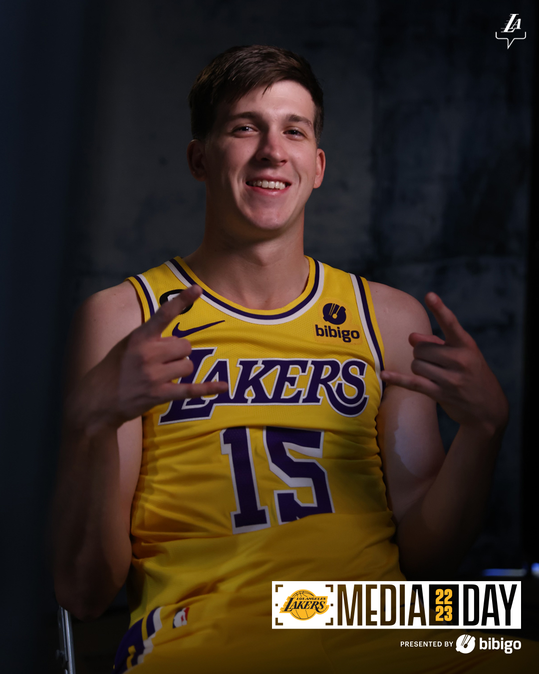 lakers shared a photo on Instagram: “😎🤙” • Jan 23, 2022 at 9:11pm UTC