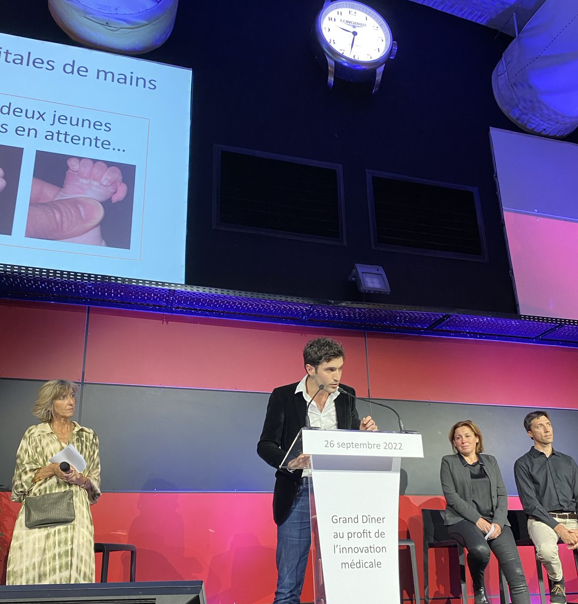 FondationHCL's tweet photo. Nous sommes ravis d'accueillir ce soir Noé Lucchino, #Interne en #Chirurgie plastique, reconstructrice et esthétique et en chirurgie de la main à l'Hôpital Edouard Herriot du @CHUdeLyon.

Son projet ? Réaliser un modèle de main réaliste en 3D (1/2)

#FondationHCL #FHCL #DinerFHCL https://t.co/USlmM2Sck0