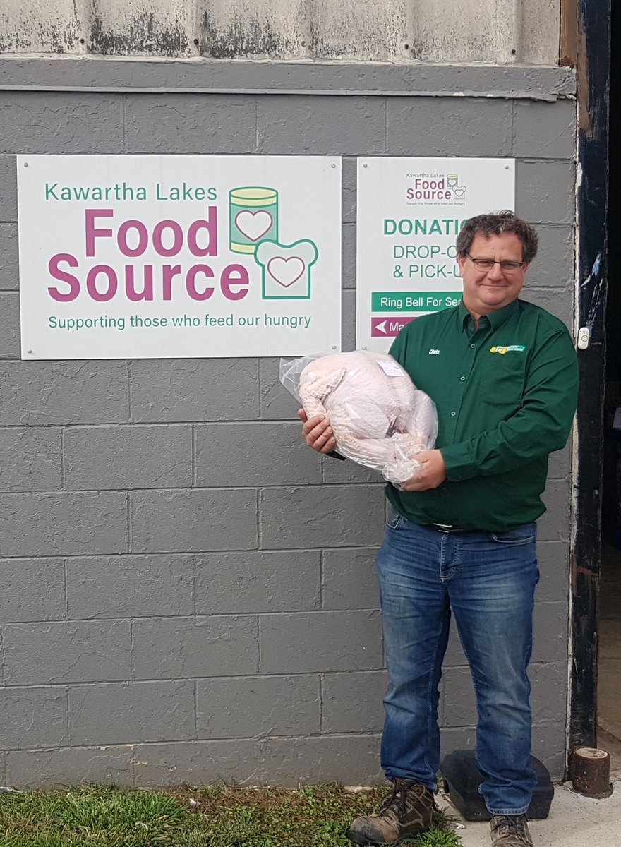 Dropping the 3rd place Turkey <a href="/GreenTractorsJD/">Green Tractors</a> purchased from the <a href="/Lindsay_Ex/">LindsayEx</a> to the local food bank