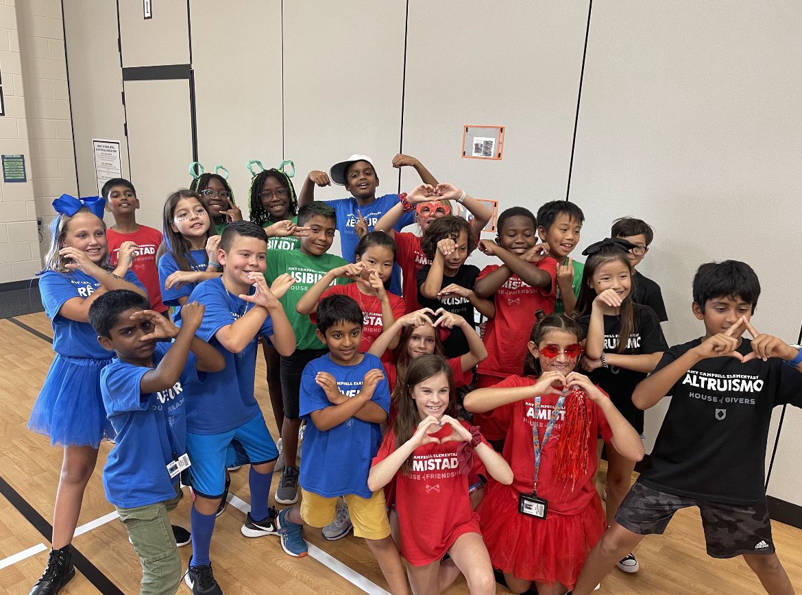 ACEHouseSystem's tweet photo. 4th grade rocking their house colors for the House Pep Rally! ❤️🖤💙💚 #ACEHouseSystem https://t.co/nLQdNDNFcw