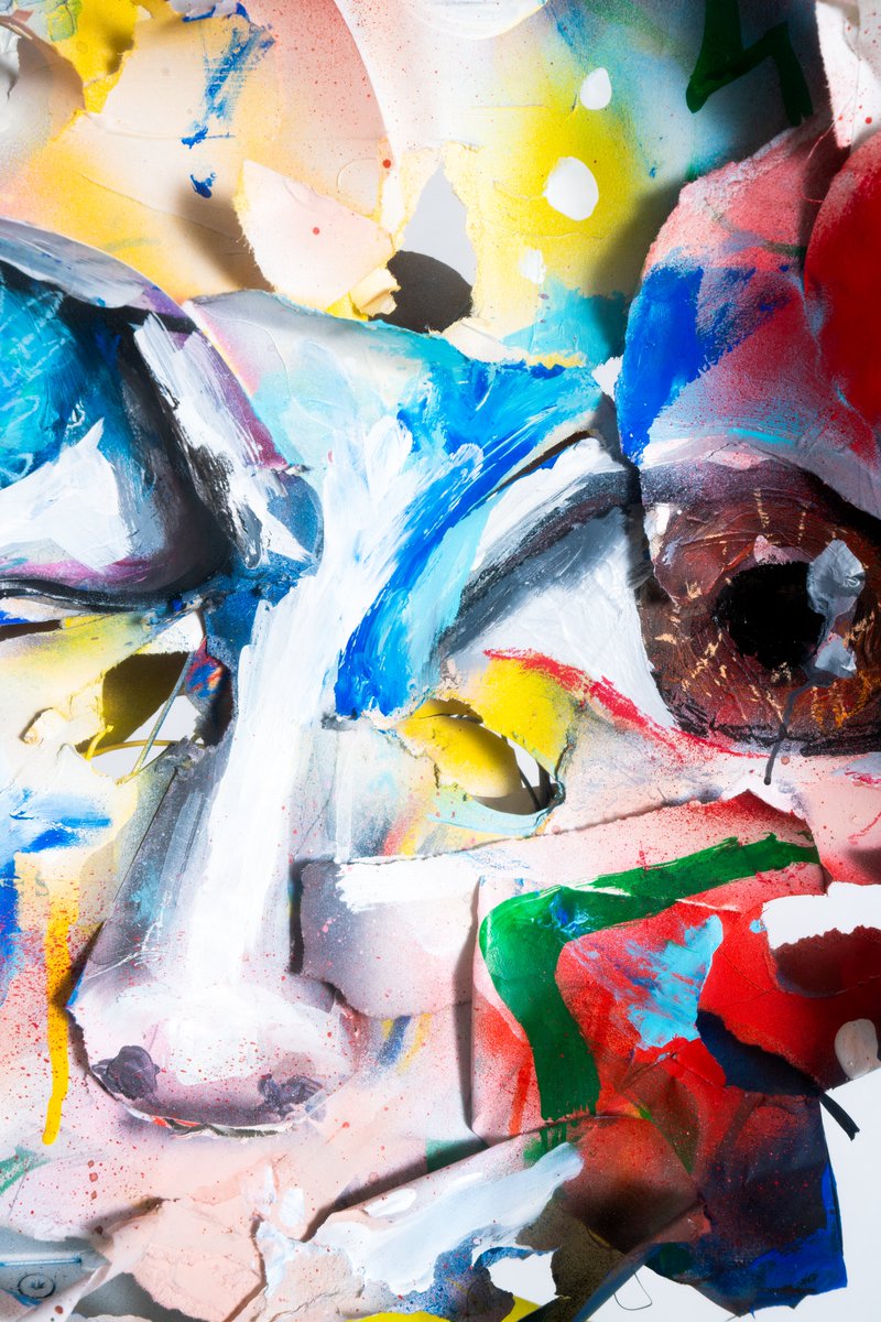 fewocious's tweet photo. I created this piece with one thing in mind, how can I possibly capture the essence of someone like David Bowie? He’s an icon, he played with gender and art and music in ways that challenged the norms of his time. @DavidBowieReal 💛 https://t.co/0yUq45oz6T